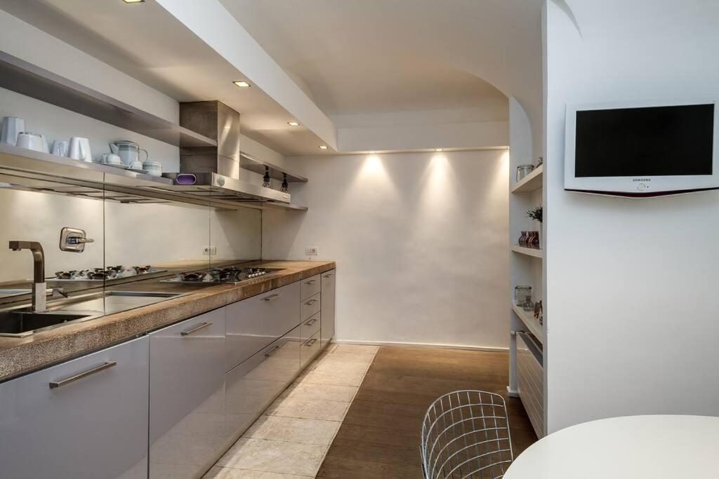 Апартаменти Trevi Loft Рим Екстер'єр фото